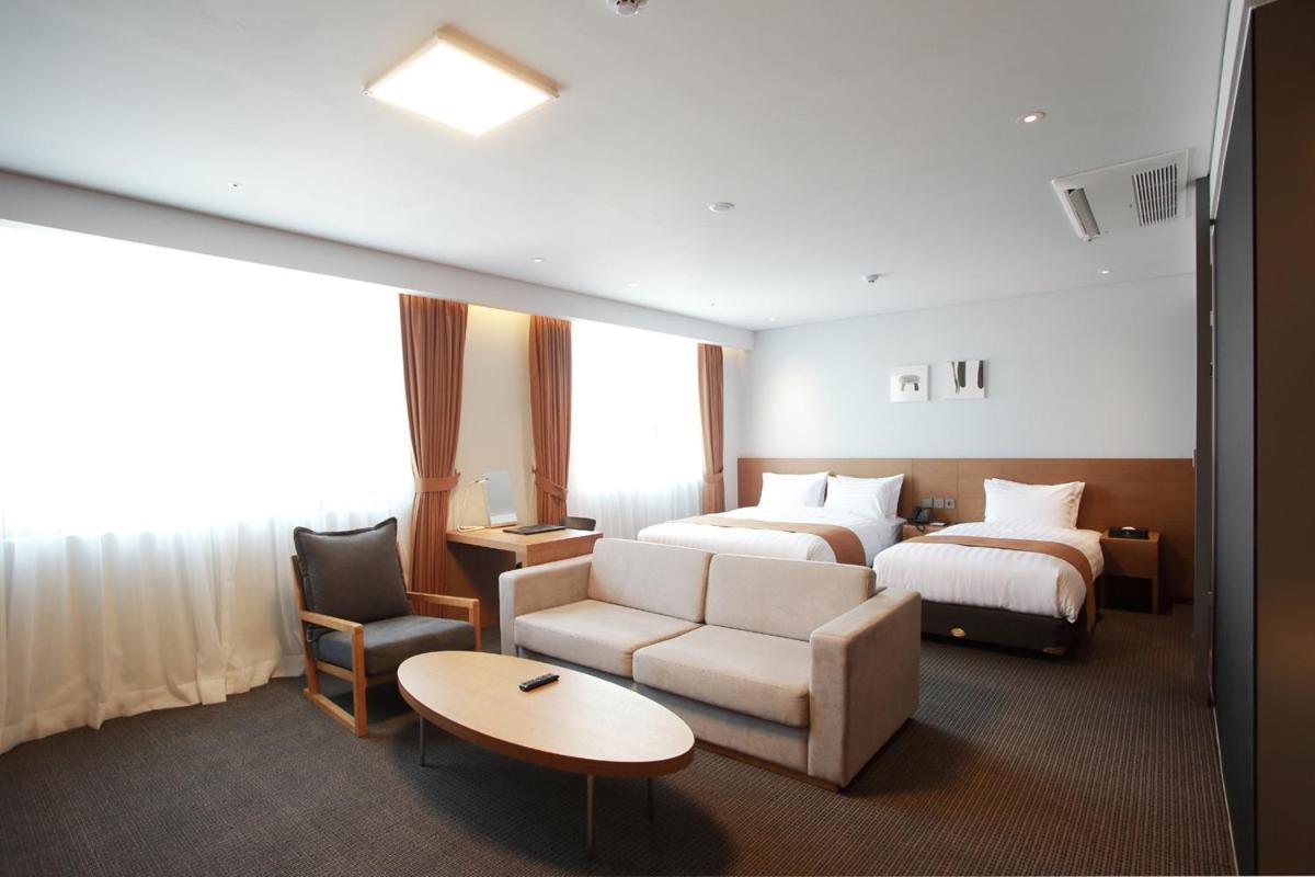 Gangneung City Hotel Bagian luar foto